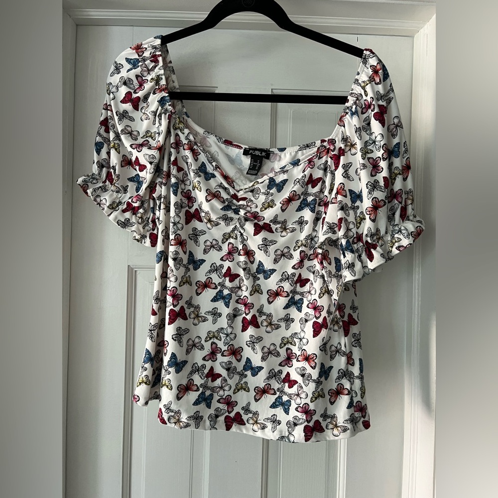 Butterfly short sleeve top